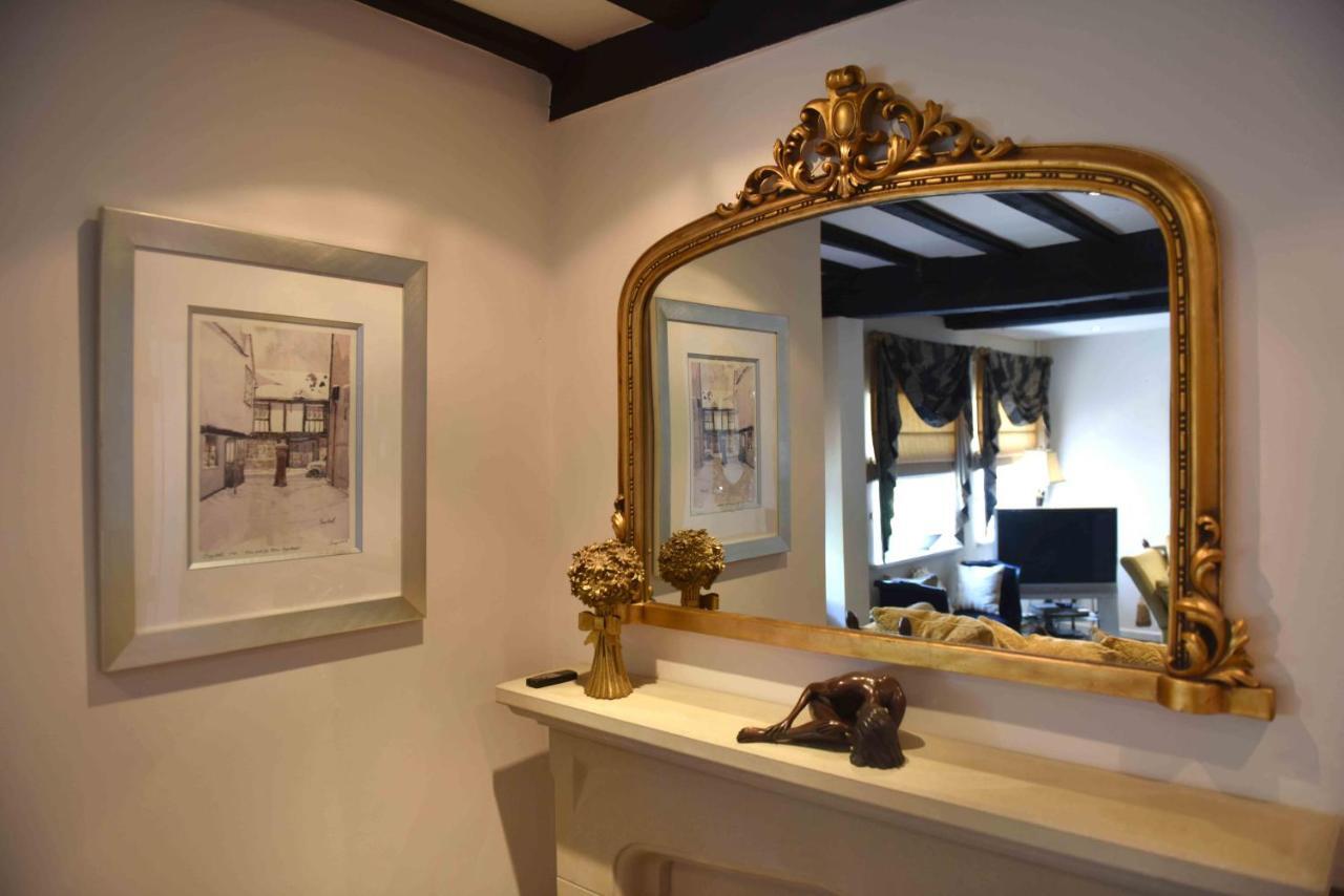 Вилла Luxury Eton House, 5 Minute Walk To Windsor Castle Экстерьер фото