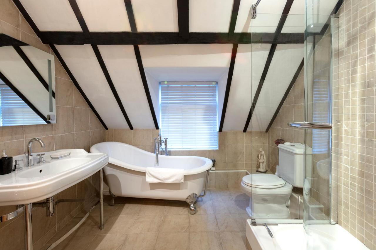 Вилла Luxury Eton House, 5 Minute Walk To Windsor Castle Экстерьер фото
